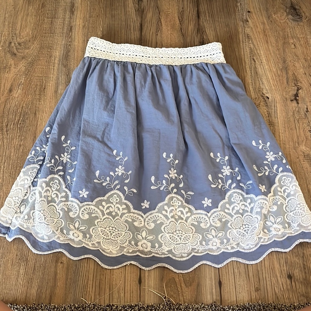 Women’s skirt